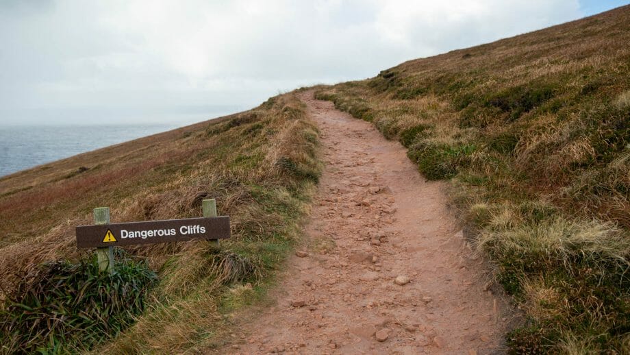 Der geschotterte Weg zum Old Man of Hoy