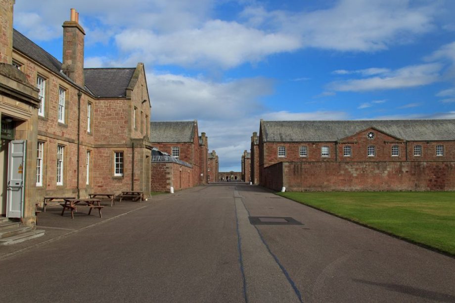 Gebäude in Fort George