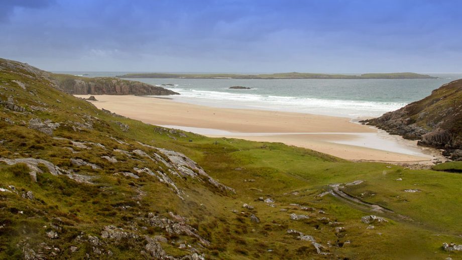 Ceannabeinne Beach