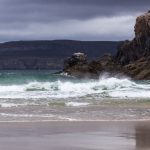 Brandung am Ceannabeinne Strand