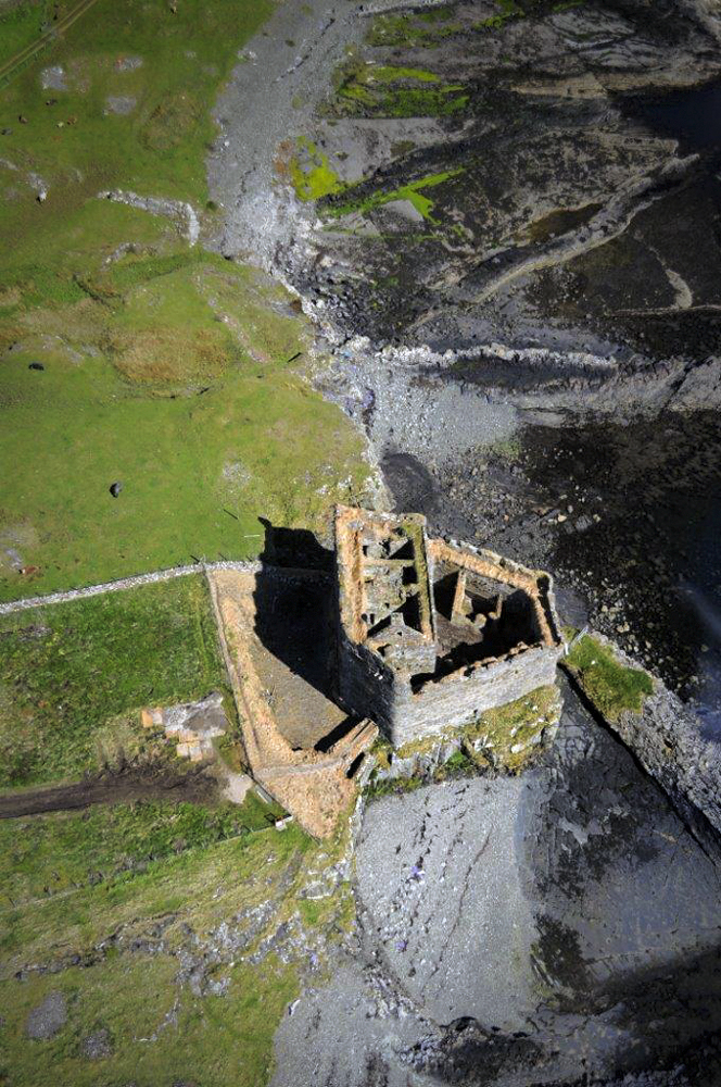 Mingary Castle aus der Luft - Foto: Jon Haylet, Mingary Castle Preservation and Restoration Trust