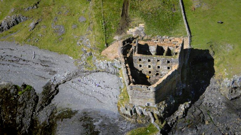 Mingary Castle aus der Luft - Foto: Jon Haylet, Mingary Castle Preservation and Restoration Trust