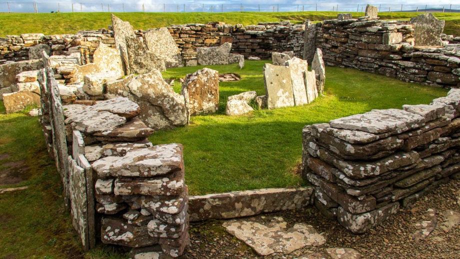 Eines der Häuser um das Broch