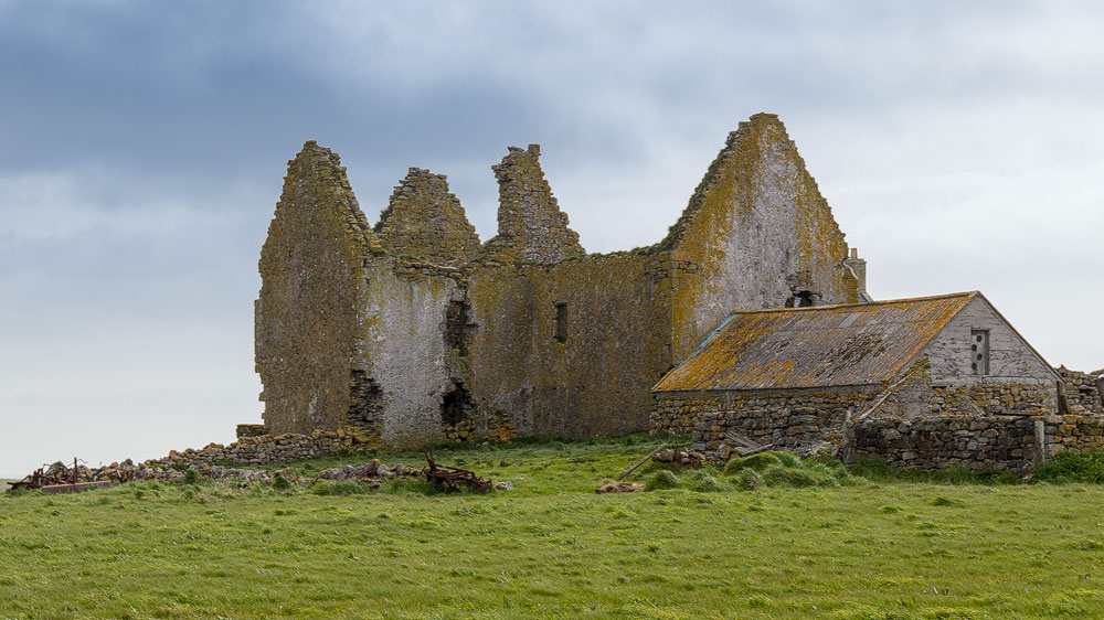 Ormacleit Castle