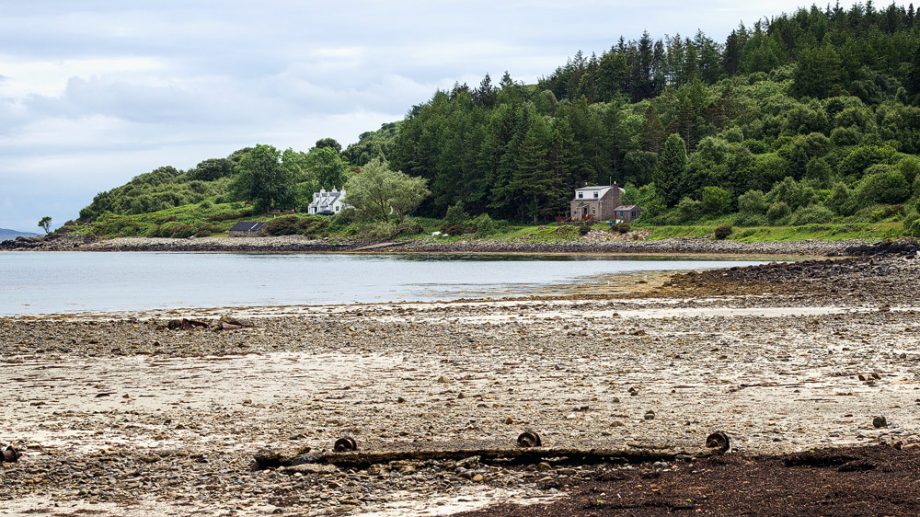 Loch Slapin bei Fluss-Mündung