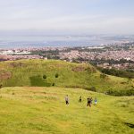 Rugby-Kick am Arthur's Seat 3