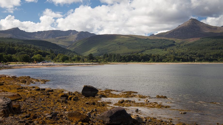 Le Goat Fell depuis la baie de Brodick