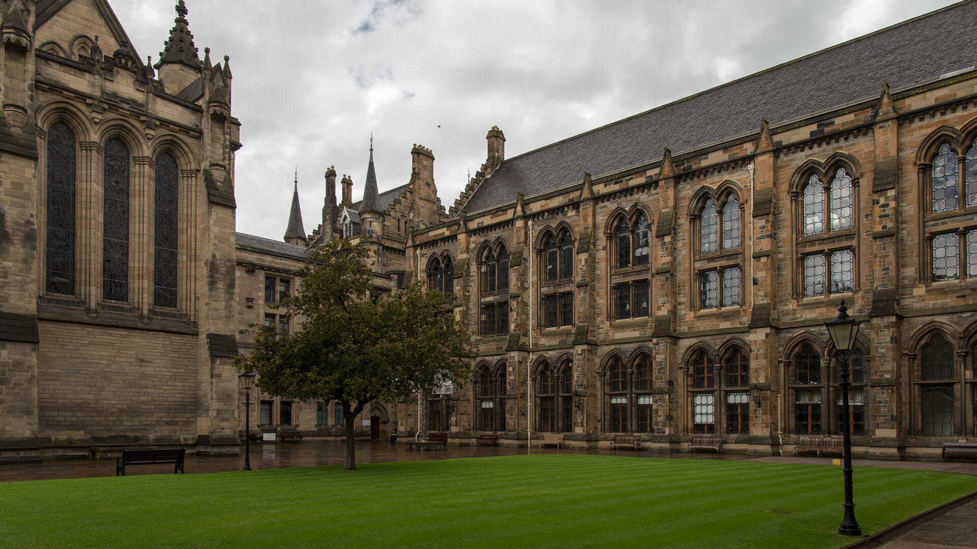 Innenhof der University of Glasgow