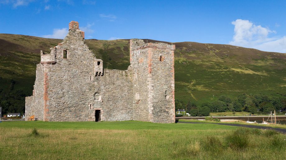 Lochranza Castle