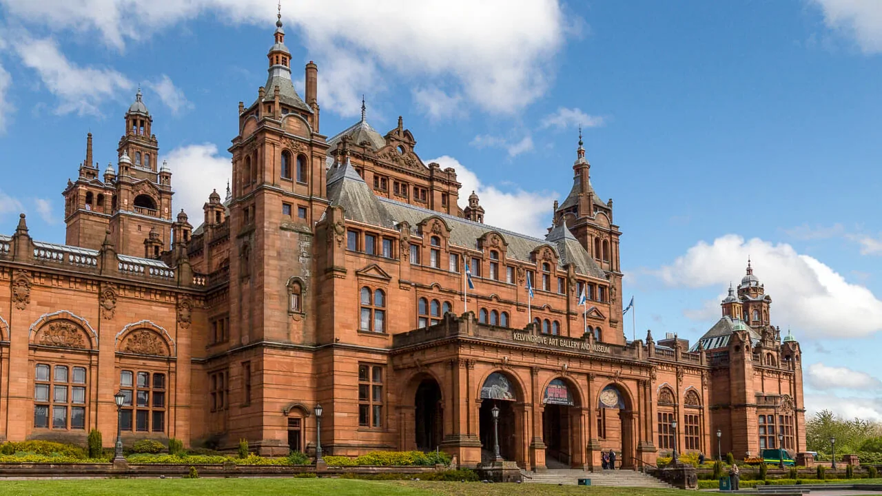 Kelvingrove Museum Kunst Und Geschichte In Toller Kulisse