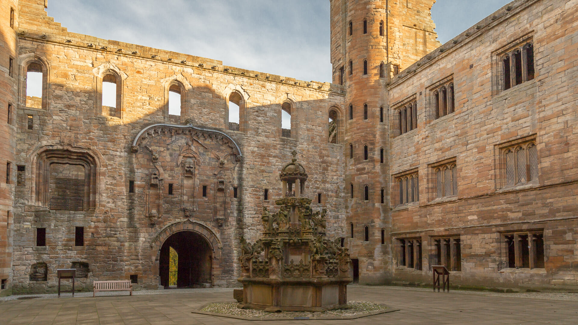 Der Hof des Linlithgow Palace