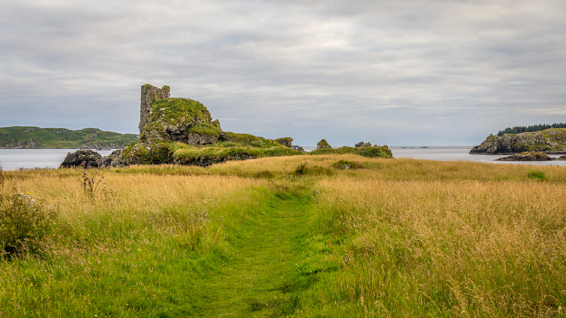 Dunyvaig Castle