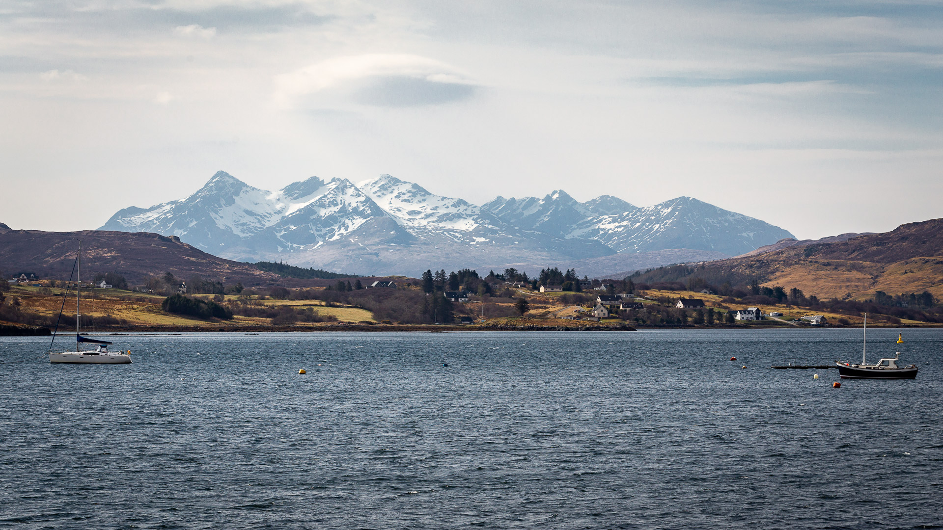 Blick vom Scorrybreac Circuit auf die Cuillins