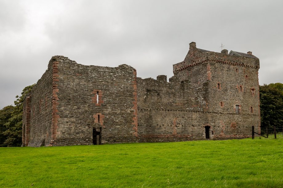 Skipness Castle von der Seite