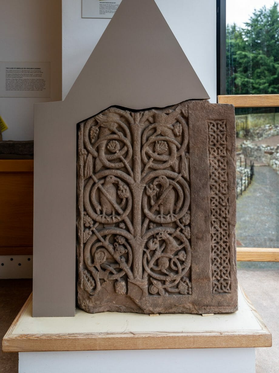 Jedburgh Abbey Schönheit unter Dauerbeschuss