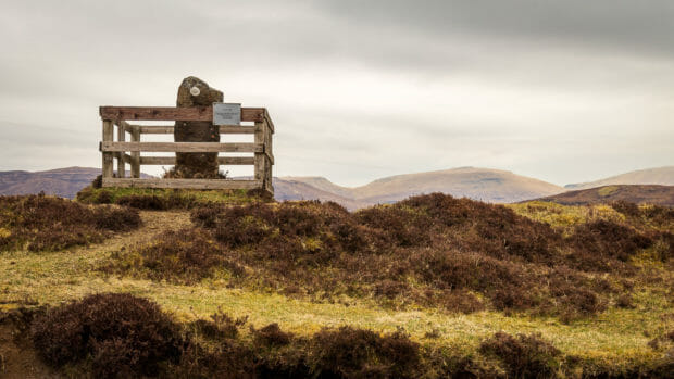 The Clach Ard in the Fence