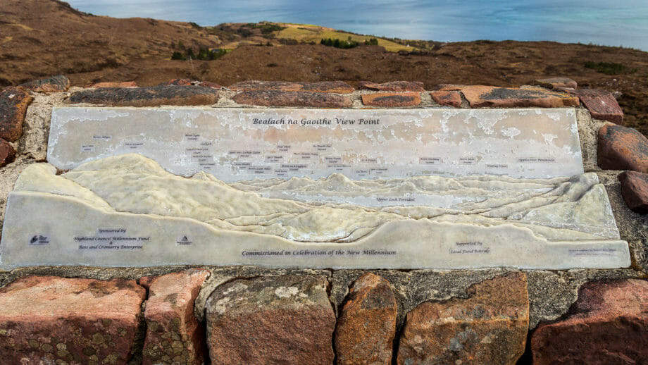 Explanation board at viewpoint Bealach na Gaoithe