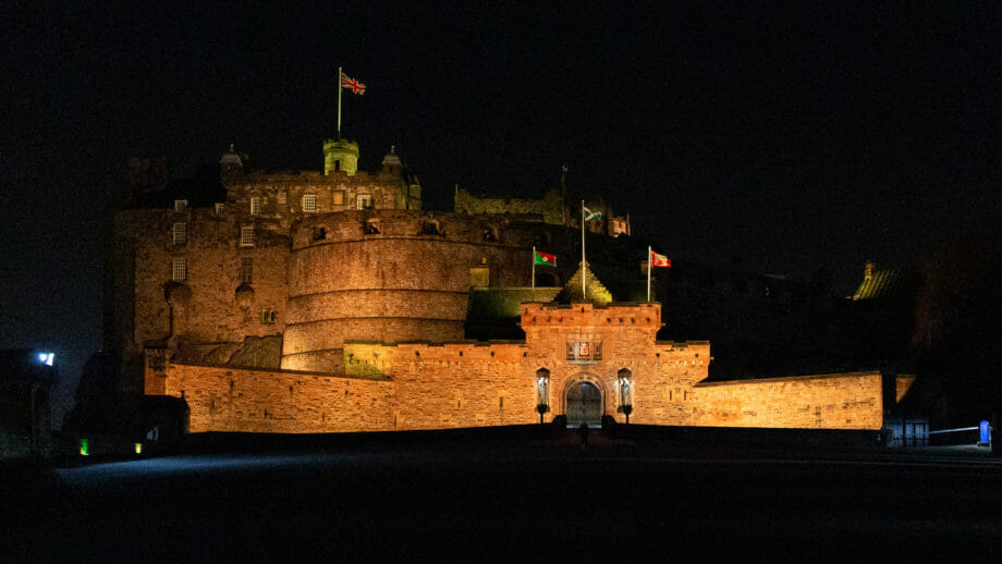 Edinburgh Castle ist eines von Schottlands Top-Sehenswürdigkeiten