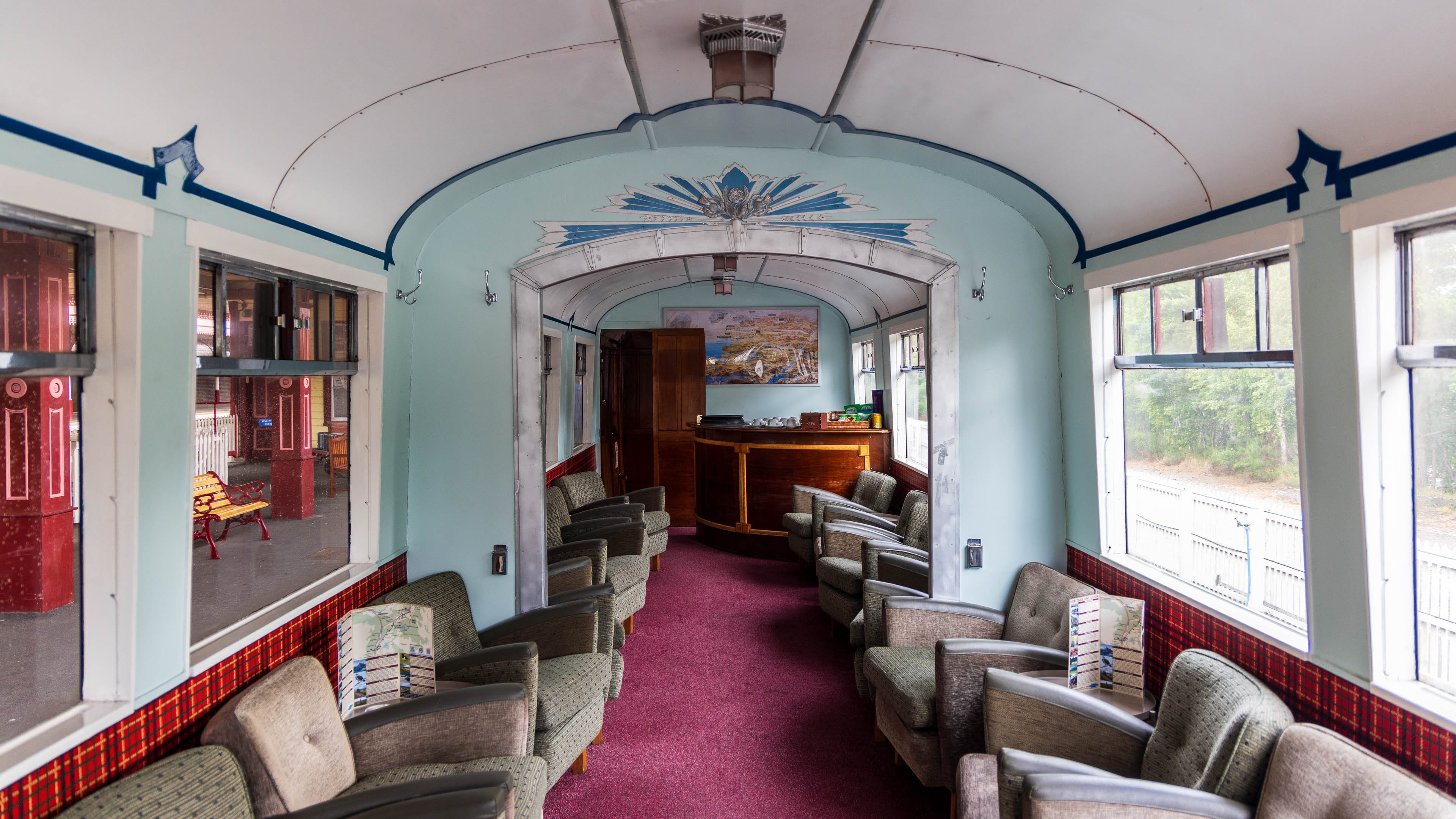 Das Innere des Coronation Observation Cars ist mit Art-déco-Elementen verziert.