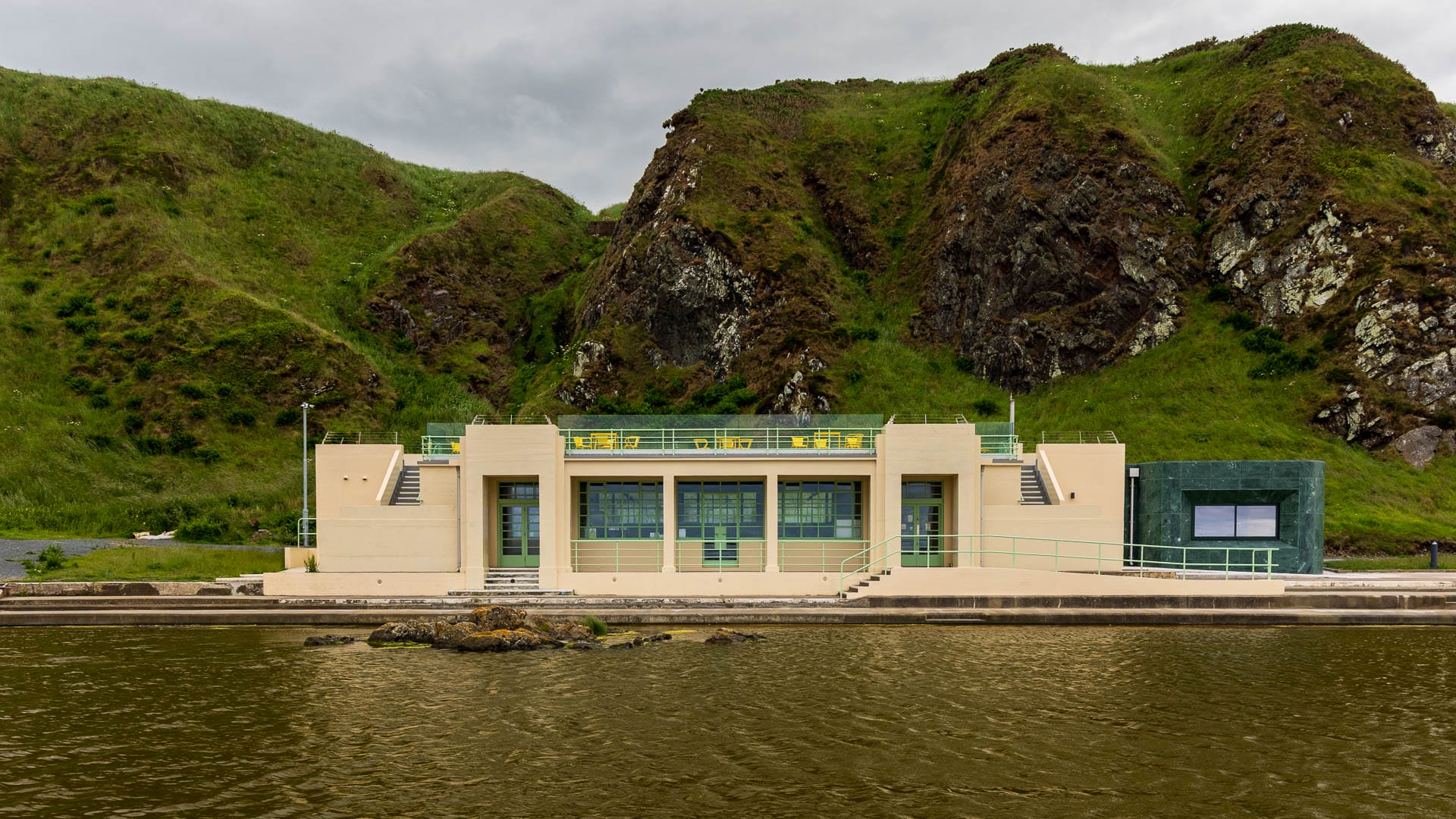 Das Art-déco-Teehaus des Tarlair Swimming Pools.