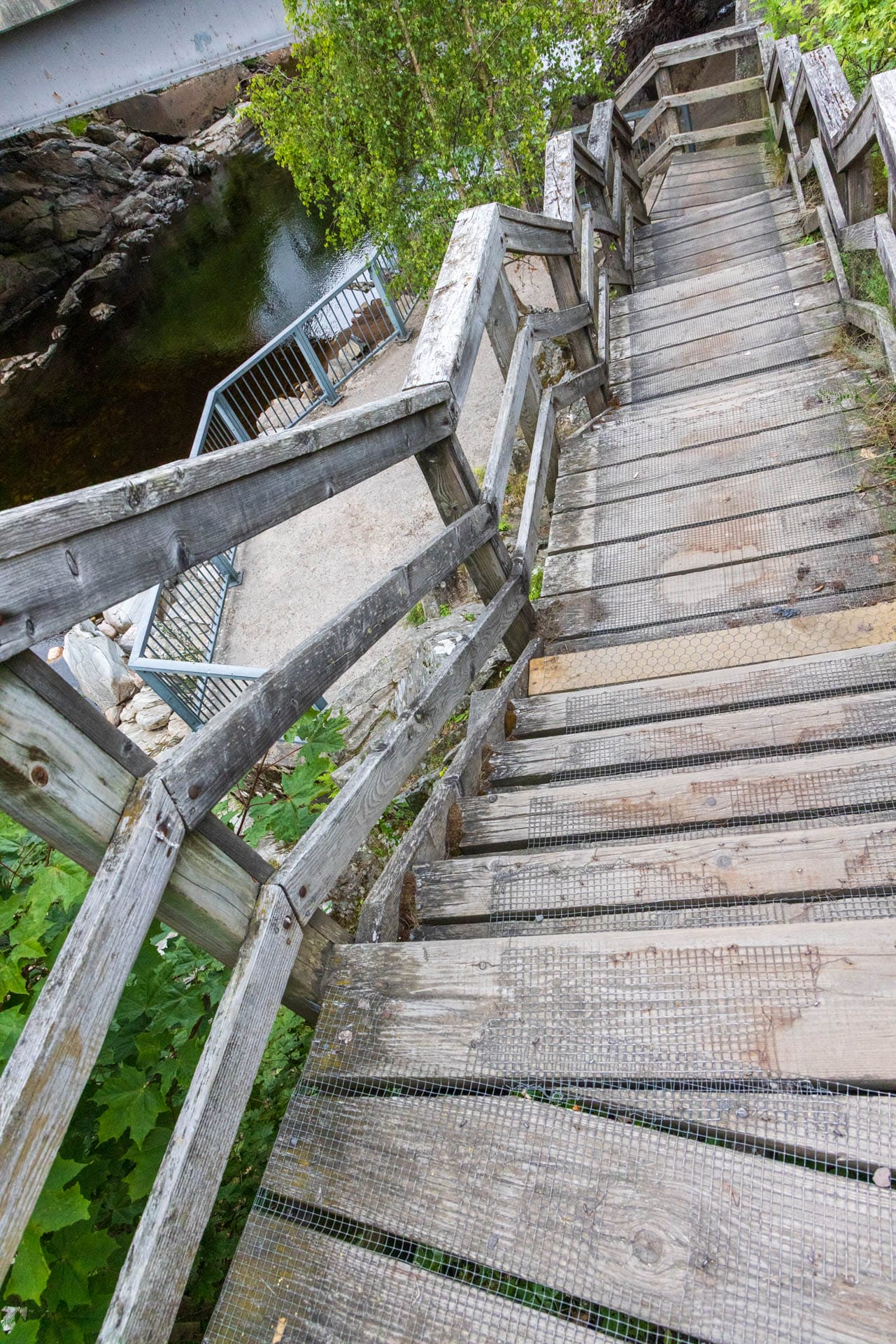 Die Stiegen zur Aussichtsplattform