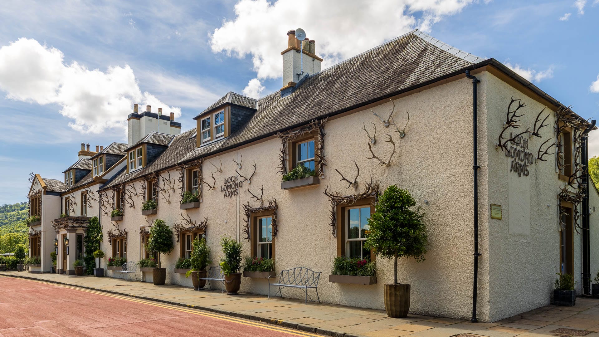 Loch Lomond Arms Hotel