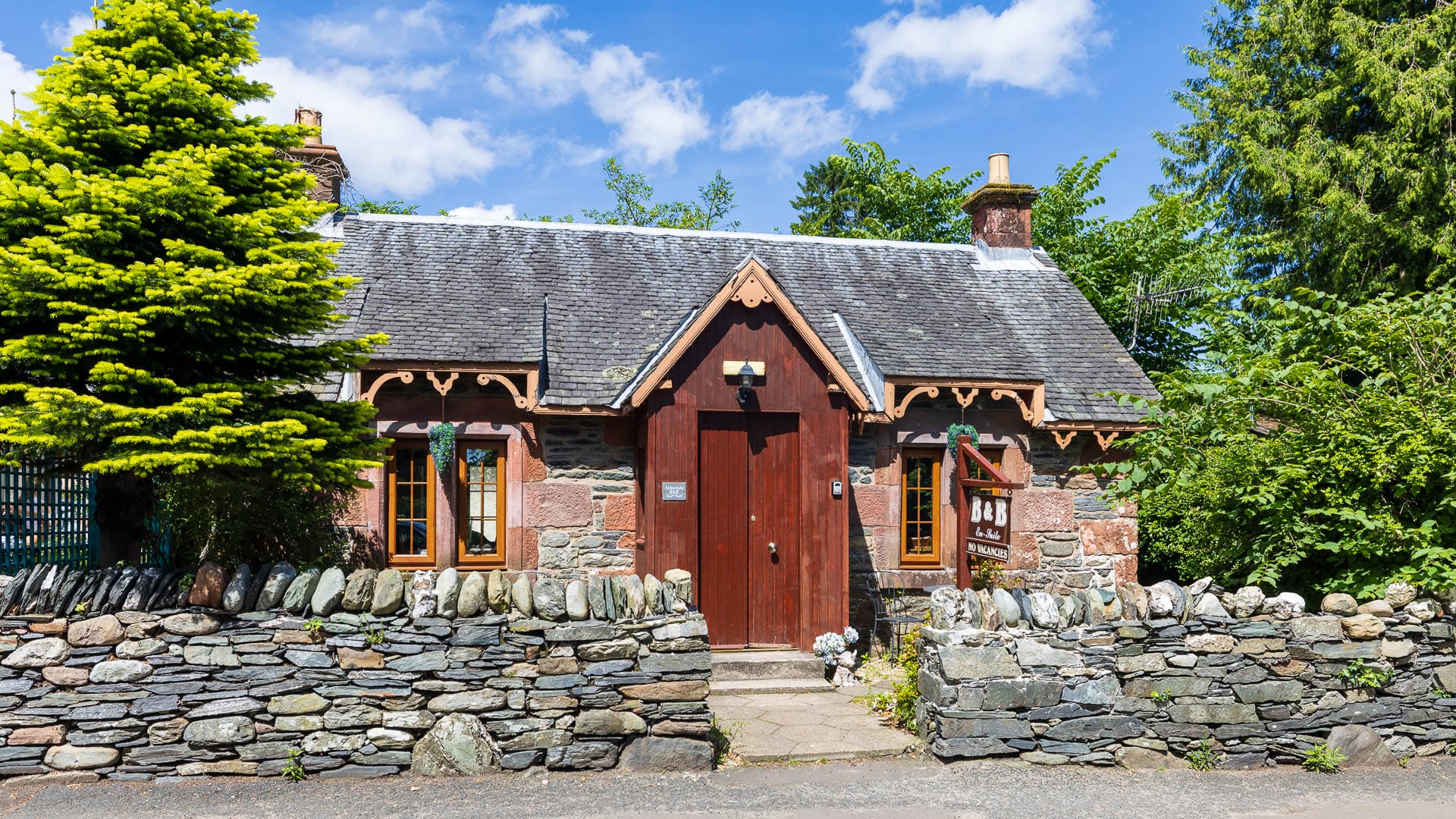 Ein typisches Haus in Luss am Loch Lomond