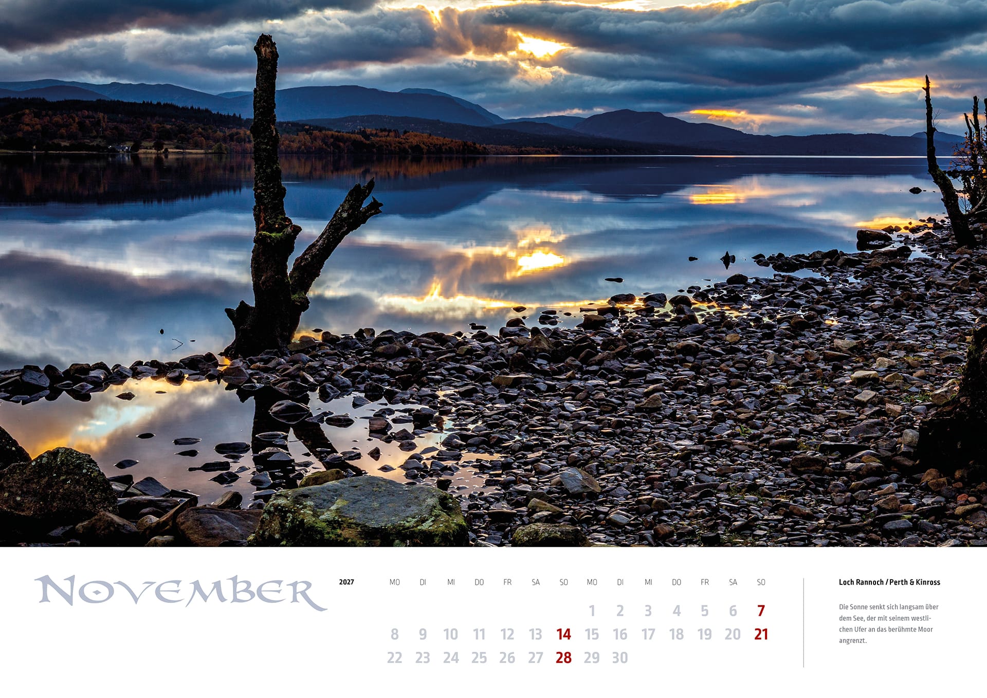 Abendstimmung am Loch Rannoch in Perth & Kinross auf dem Kalenderblatt November des MyHighlands.de Schottland Kalenders 2027.