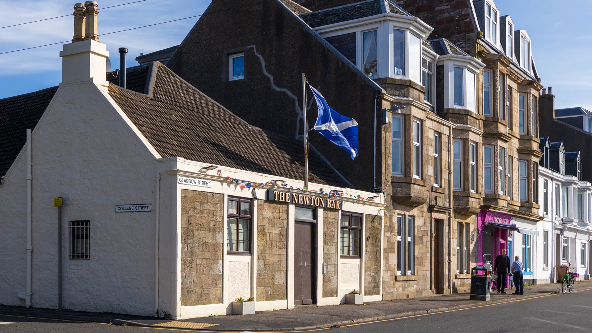 The Newton Bar