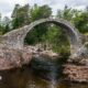 Die alte Packhorse Bridge im Ort Carr Bridge